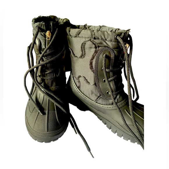 CHRISTIAN DIOR
Rubber Nylon D-Venture Boots 36
Black - Picture 7 of 16